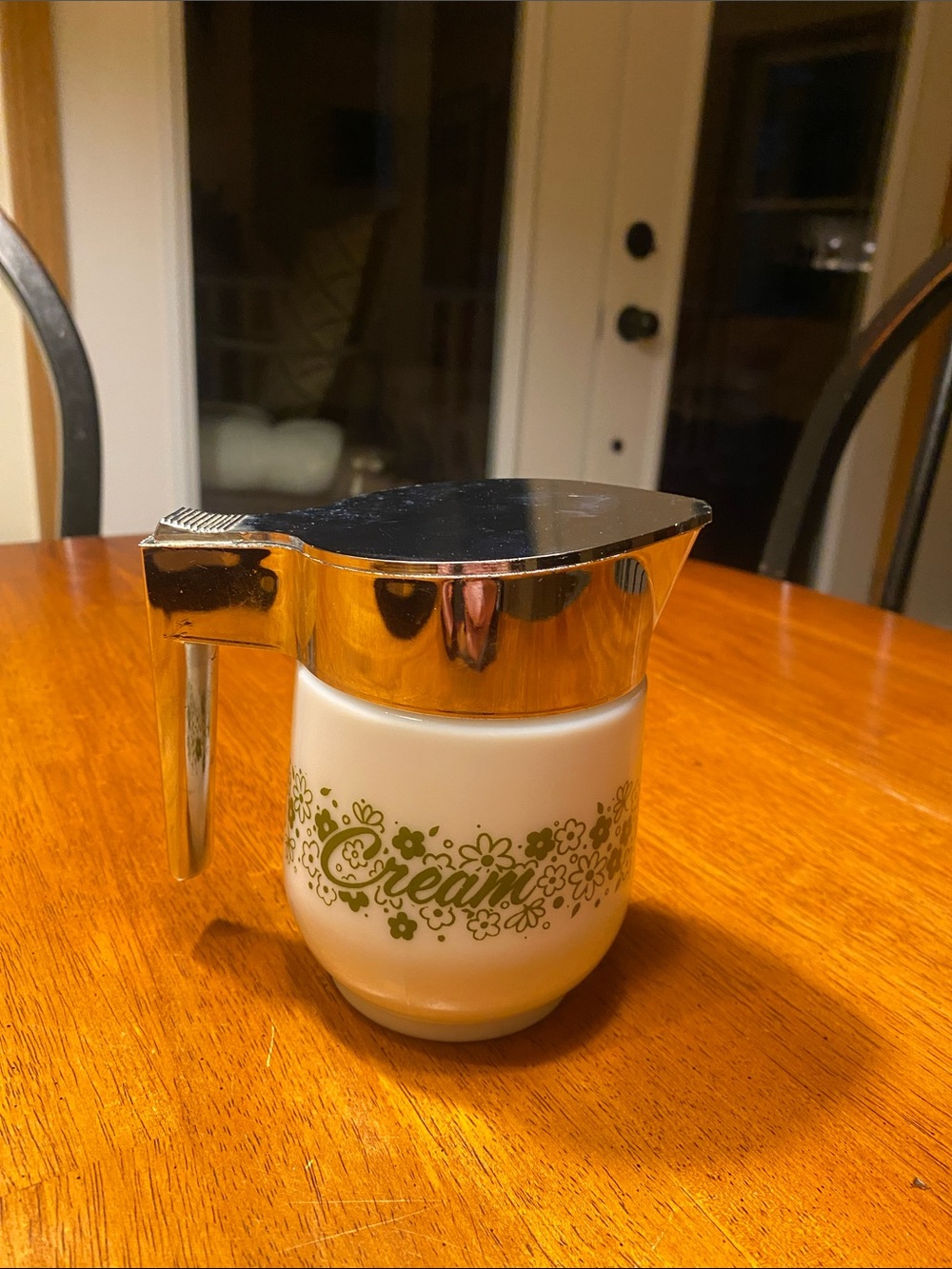 Pyrex Crazy Daisy Creamer